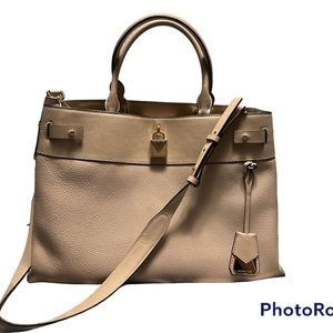 Beautiful pink Michael Kors bag!